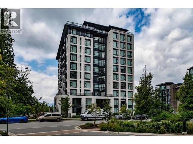 Photo - 8750 University Crescent Unit 704