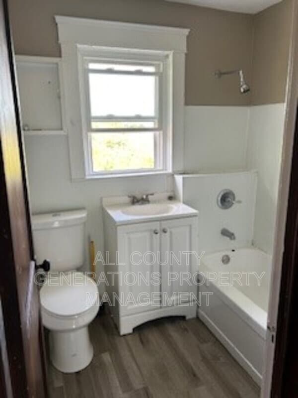 Photo - 7700 Goodman Ave