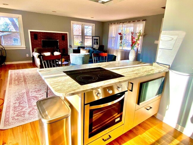 Photo - 225 Panorama Dr