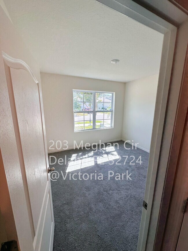 Photo - 203 Meghan Cir