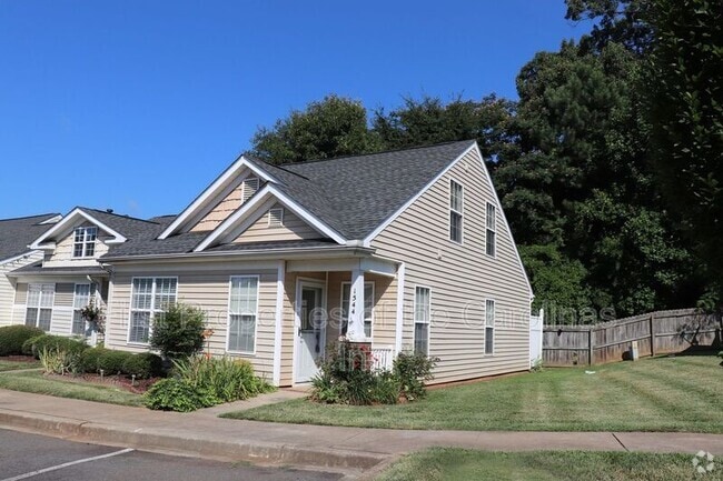 Building Photo - 1544 Tiana Way Rental
