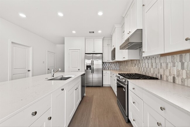 Photo - 2826 Gdn Mdw St