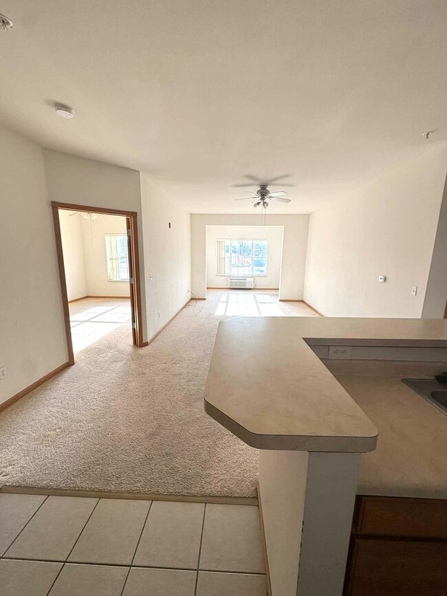 Photo - Manchester Place Apartments