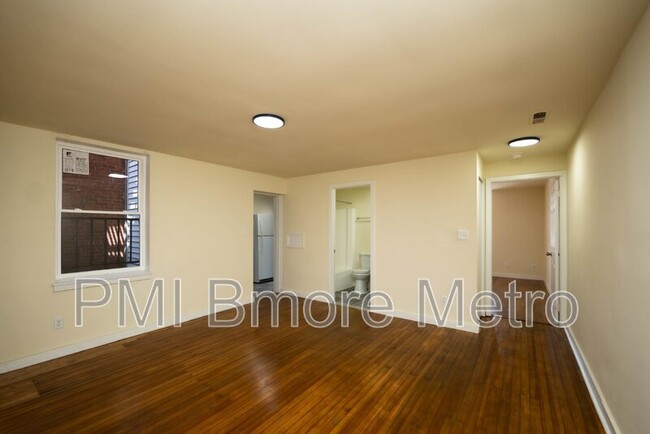 Photo - 2616 1/2 Maryland Ave Condominio