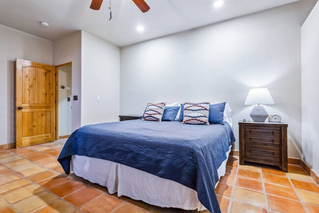 Photo - 3924 Cherry Tree Blvd