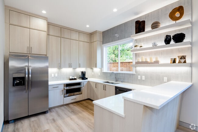 Clubhouse Kitchen - Sunlight Orchards