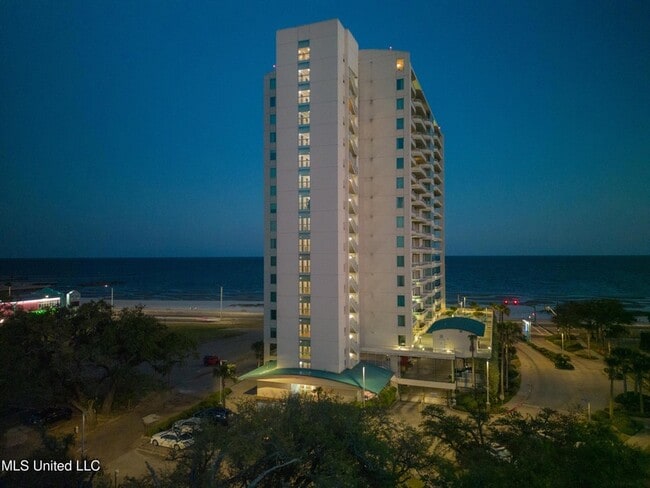 Photo - 2060 Beach Blvd Unit 105