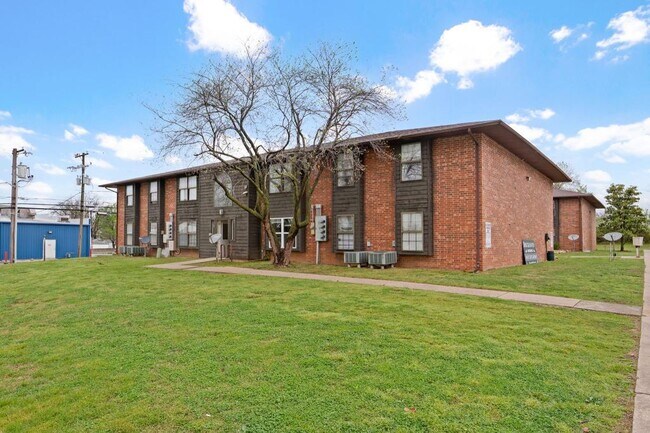 Photo - 1221 S Park Ave