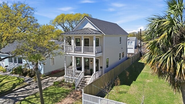 Photo - 4712 Avenue Q