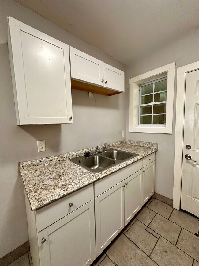 Photo - 3721/3727 Ogg Ave Brunswick Unidad 3721/3727 Ogg Ave Brunswick