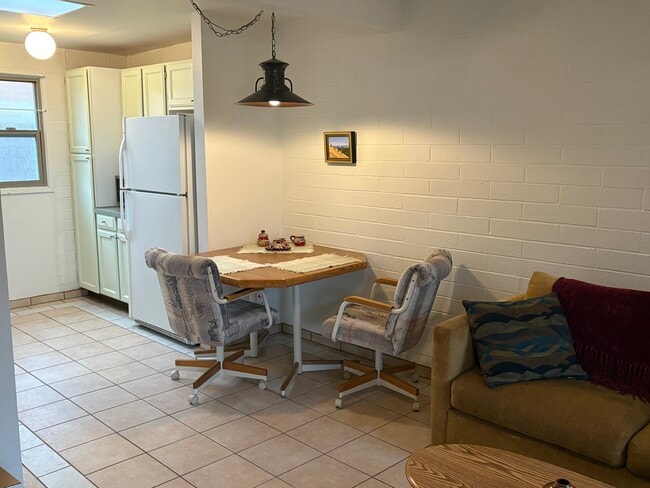 Photo - 469 S Paseo Lobo Unidad Lobo