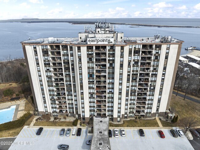 Photo - 1 Scenic Dr Unidad 306