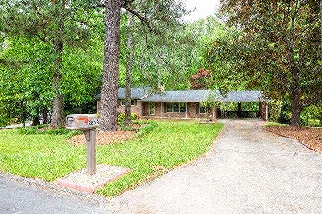 Photo - 2852 Talisman Ct NE