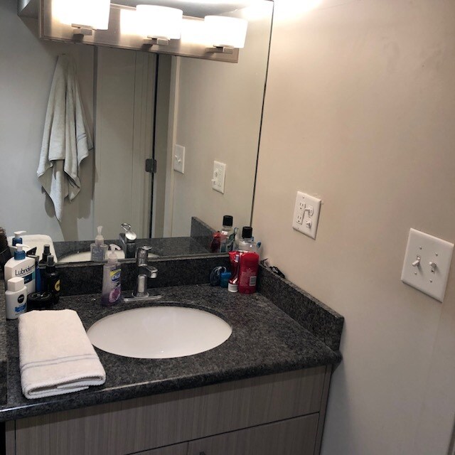 Photo - 931 S Laflin St Unidad Garden