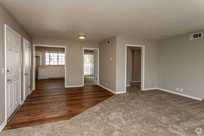 3BR, 1.5BA - 1,152 SF - Pacific Gardens Apartments