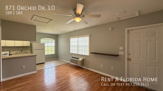 871 Orchid Dr