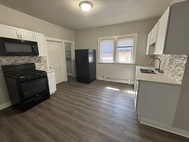 Photo - 3-bed gem for rent in Gary!