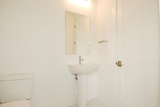 Photo - 1445 SW 23rd Ct