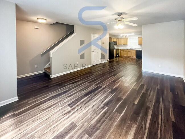 Photo - Move in before October 31st and get $100 O...