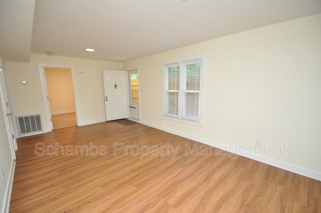 Photo - 100 Carmichael Ct