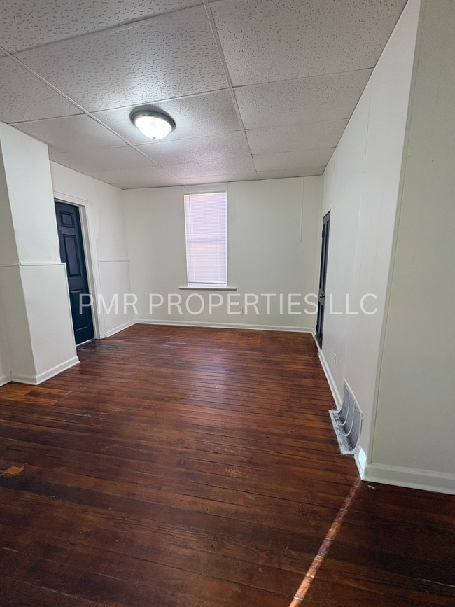 Photo - 3-bedroom, 1-bathroom House