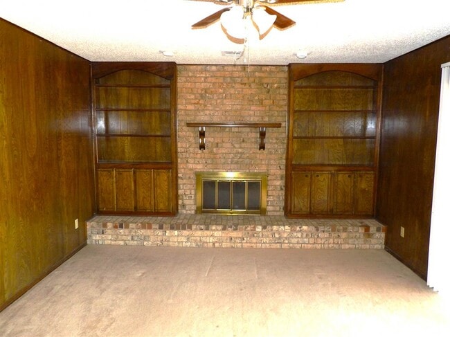 Photo - 2321 NW 76th St