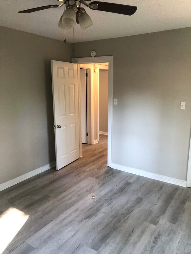 Photo - 1403 Kentucky Ave