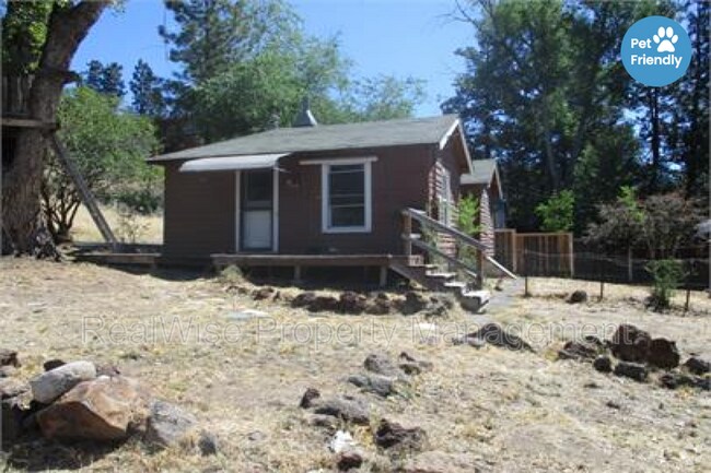 Building Photo - 1618 NW 8th St Rental