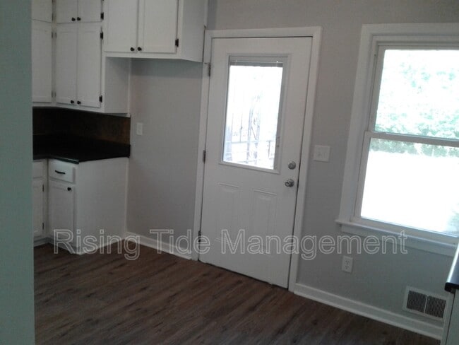 Photo - 1134 Springview St