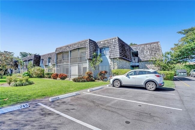 Photo - 3115 Oakland Shores Dr Unit 110