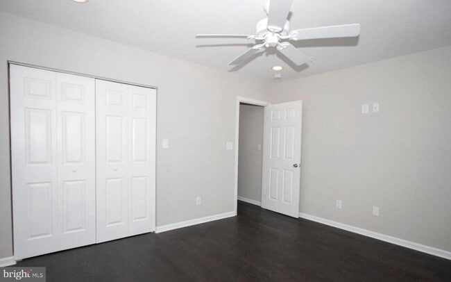 Building Photo - 1718 Marshall St