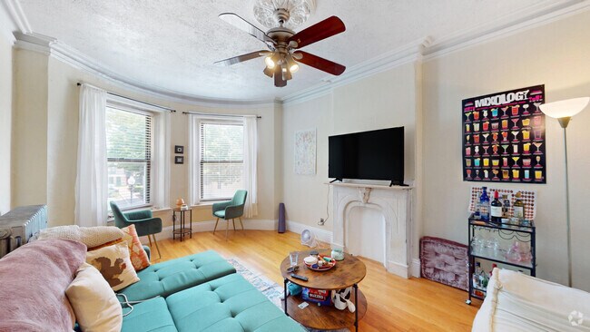 Building Photo - 86 Hammond St Rental
