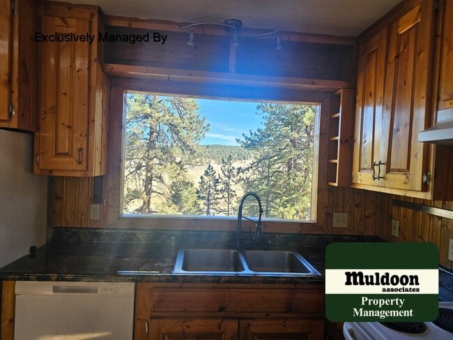 Photo - Priced reduced! Beautifully remodeled 3 bedroom home- Dog Friendly- in Florissant