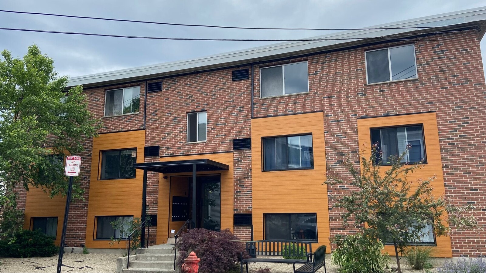 Photo - Somerville 2 BR Apartment - 9/1 - 0.15 Miles to Green Line.  NO BROKER FEE