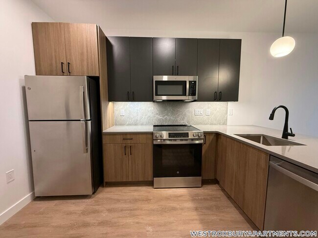 Building Photo - 199 Gardner St