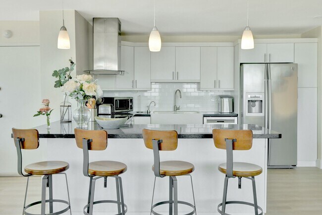 Photo - 7135 Collins Ave Unidad # 1105