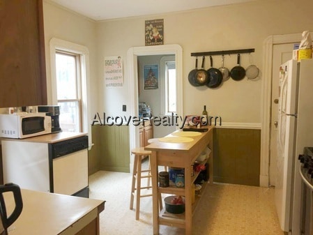 Photo - 85 Lowden Ave Unit 2