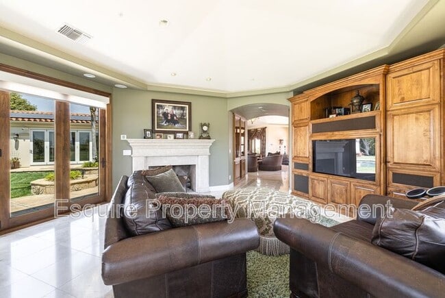 Photo - 20 Via Terrasol