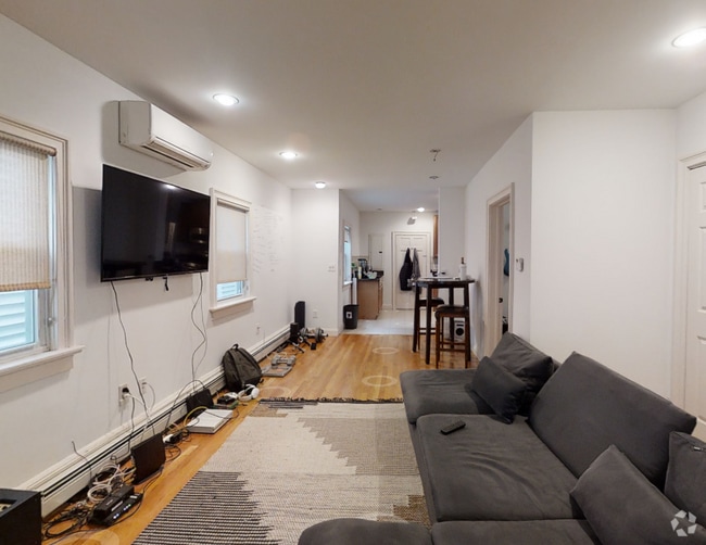 Building Photo - 164 L St Unit 2 Rental