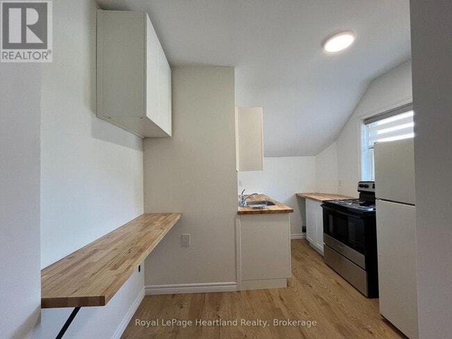 Photo - 130 South St