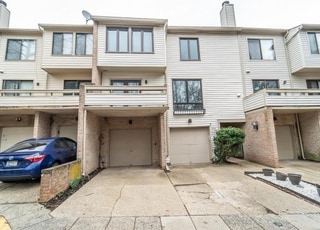 Photo - 9753 Lake Shore Dr