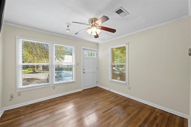 Photo - 1110 W 22nd St Unit 1 A