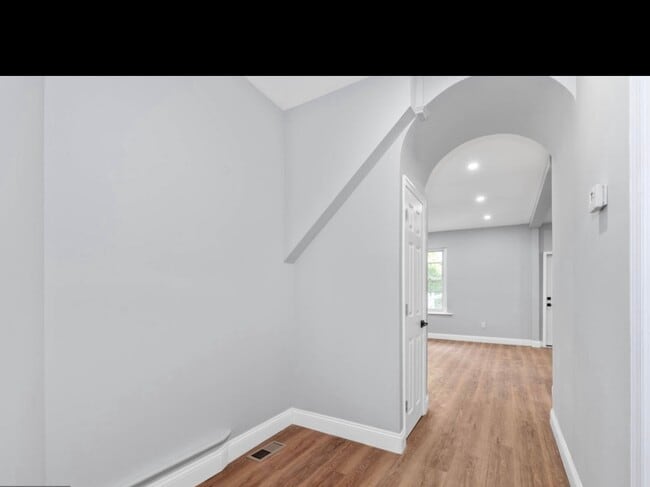 Photo - 2305 N Monroe St Unit 1st