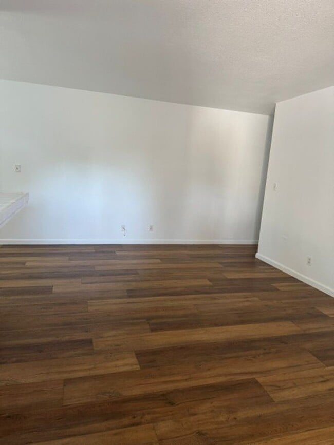 Photo - Beautifully Upgraded, 2 Bedroom 1 Bath Condo In a Great Location in South San Jose Unit 4