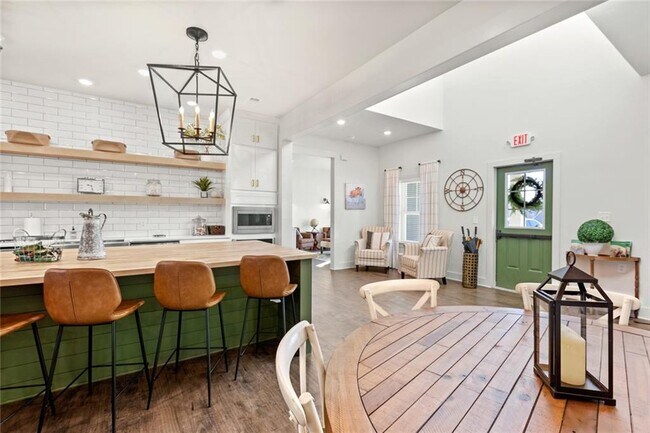 Photo - 705 Charles Hardy Pkwy