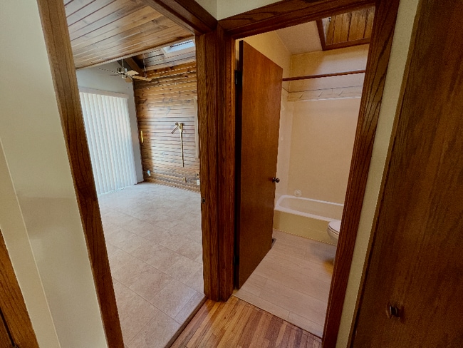 Photo - 309 10th St NW