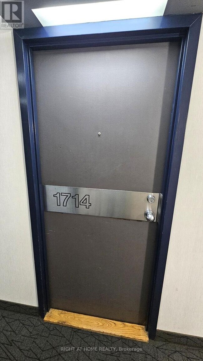 Photo - 2460 Eglinton Ave E Unit 1714
