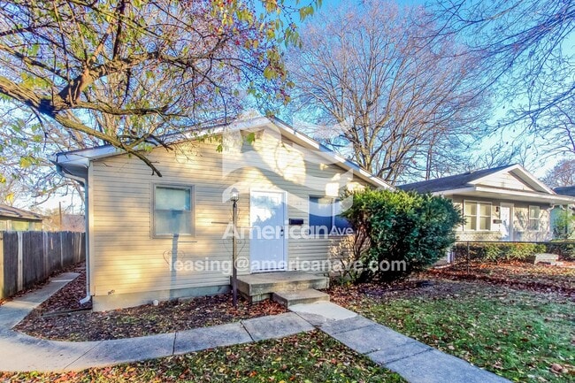 Photo - 3135 Forest Manor Ave