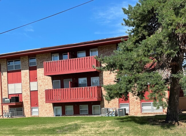 Photo - 2611 27th St