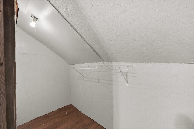 Photo - 310 N Rock Island St Unit 4